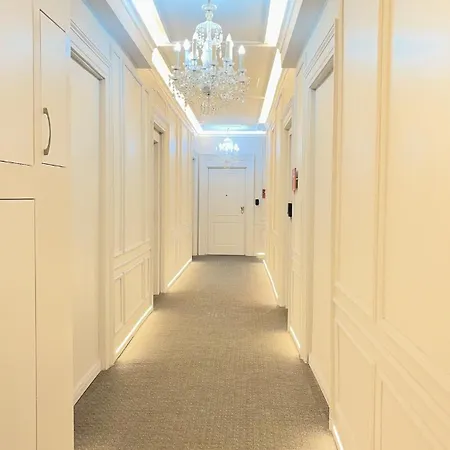 Mare Luxury & Private Garage * Trieste